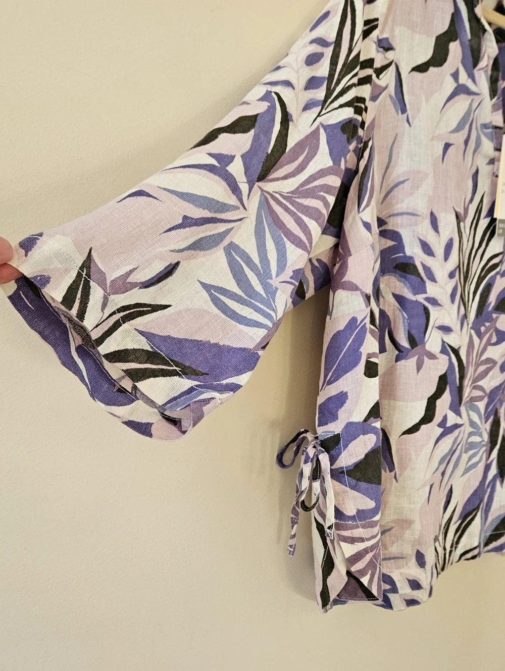 NWT C&C California 100% LINEN Purple on White Leaf Print Tunic Top Plus Size 2X - Picture 5 of 10